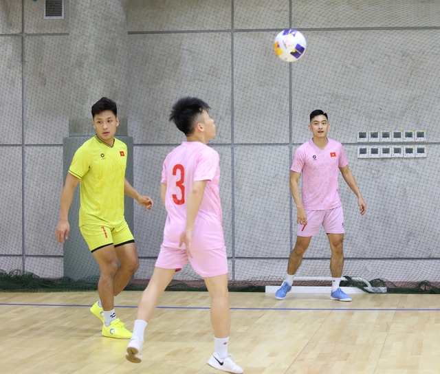 ĐT futsal Việt Nam phục hồi, chuẩn cho trận đấu với ĐT futsal Thái Lan - Ảnh 1.