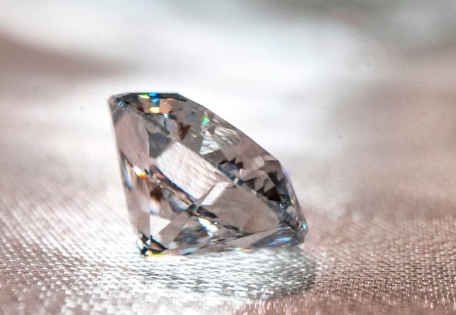 Lần đầu tiên trên thế giới, Trung Quốc sản xuất ra kim cương từ hoa mẫu đơn - Ảnh 4.
