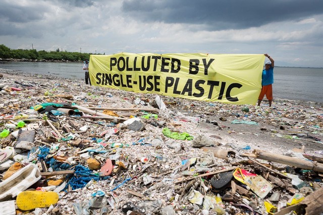 Thế giới cần có hành động khẩn cấp ở mọi cấp độ để giải quyết ô nhiễm nhựa - Ảnh 1.