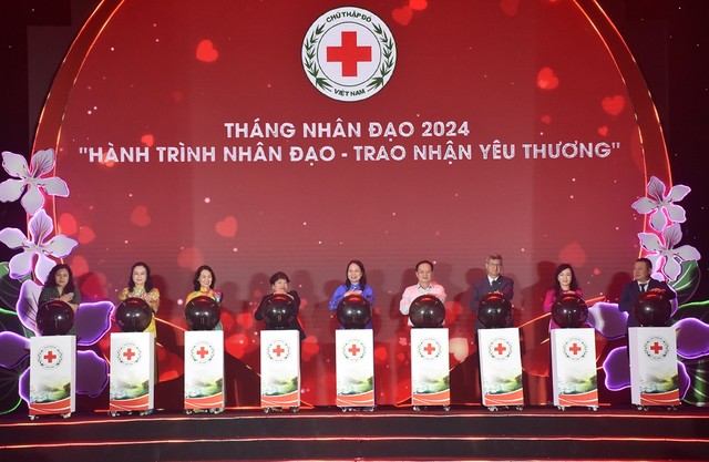 Khai mạc Lễ phát động Tháng nhân đạo cấp quốc gia năm 2024 tại tỉnh Điện Biên - Ảnh 1.
