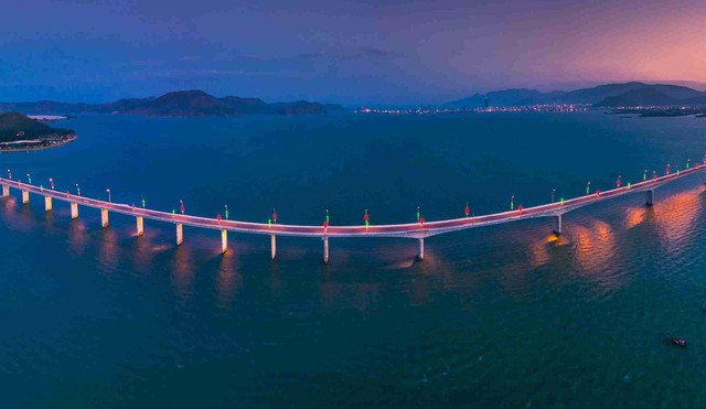4 cây cầu trên biển độc đáo của Việt Nam - Ảnh 7.