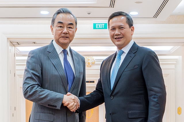 Trung Quốc và Campuchia ký 3 văn kiện hợp tác - Ảnh 1.