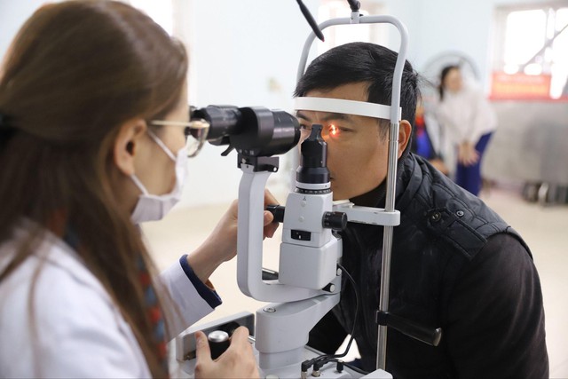 Chiến dịch “Green Up-thắp sáng nhận thức Glôcôm” của Bệnh viện Mắt Hà Nội 2 thu hút 3.2 nghìn người - Ảnh 3.