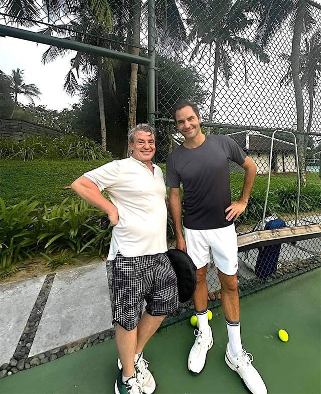 Huyền thoại quần vợt Roger Federer du lịch Quảng Nam - Ảnh 1.