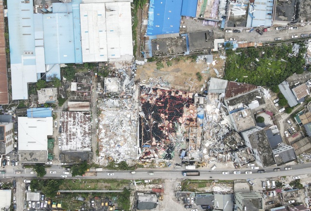Những hình ảnh về thiệt hại do trận lốc xoáy kinh hoàng quét qua Quảng Châu (Trung Quốc) - Ảnh 1.