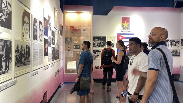 TP Hồ Chí Minh: Các điểm di tích văn hóa, lịch sử được du khách ưa chuộng - Ảnh 3.