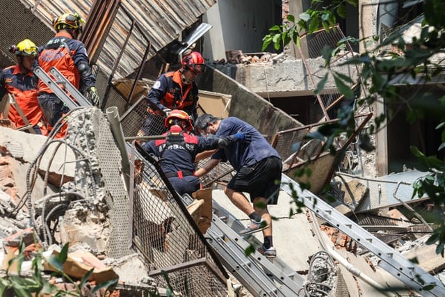 Động đất ở Đài Loan (Trung Quốc): 77 người vẫn mắc kẹt, hơn 700 người bị thương - Ảnh 12.