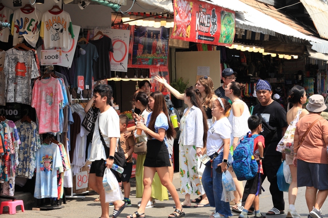 Thái Lan đón hơn 9 triệu du khách quốc tế trong quý I/2024  - Ảnh 1.