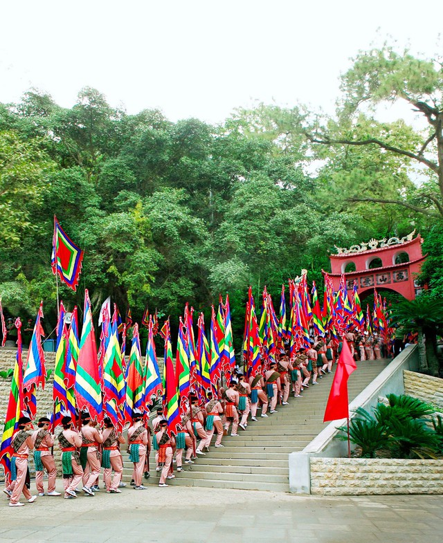 Tour di sản ra mắt dịp giỗ Tổ Hùng Vương - lễ hội đền Hùng 2024 - Ảnh 1.