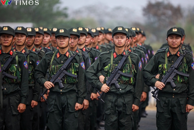 Tổ chức diễu binh, diễu hành kỷ niệm 50 năm Ngày truyền thống lực lượng Cảnh sát cơ động - Ảnh 3.