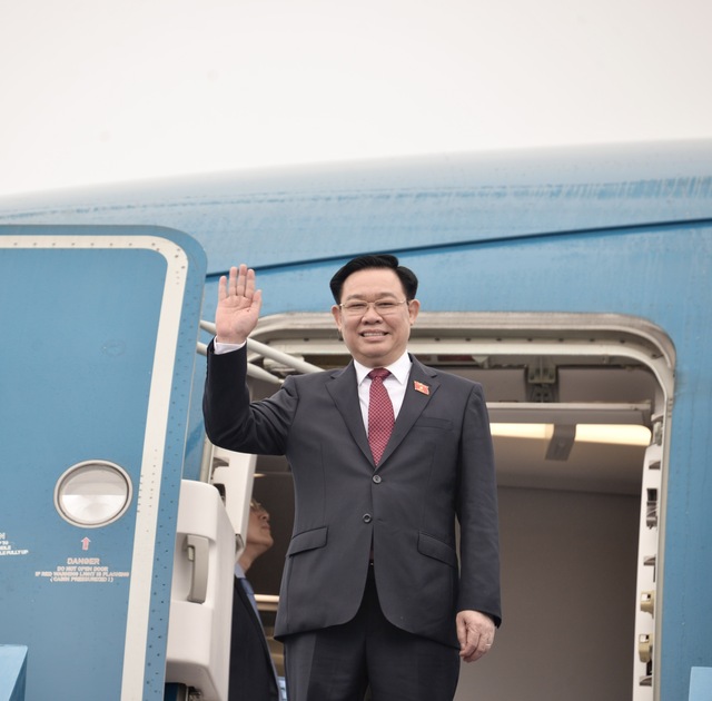 Chủ tịch Quốc hội Vương Đình Huệ lên đường thăm chính thức Trung Quốc - Ảnh 1.