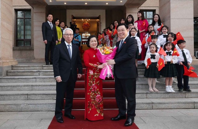 Chủ tịch Quốc hội: Hành động cụ thể làm dày thành tích trong quan hệ Việt Nam - Trung Quốc - Ảnh 2.