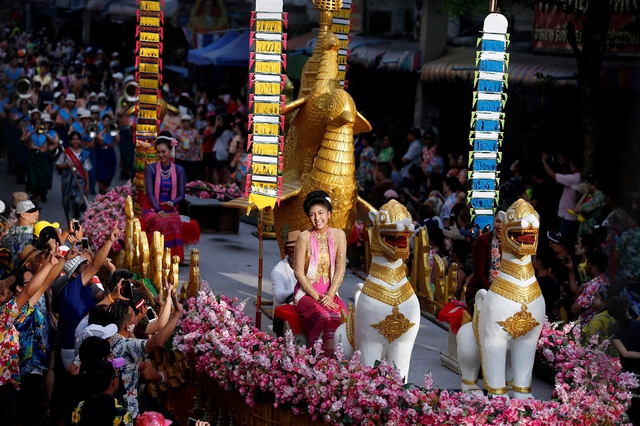 Lễ hội té nước Songkran Thái Lan 2024 sẽ tổ chức ở đâu, khi nào? - Ảnh 2.