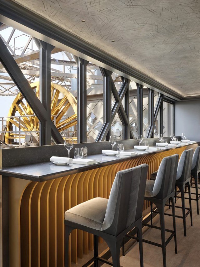 Chiêm ngưỡng kiến trúc độc đáo của nhà hàng trên tầng 2 tháp Eiffel - Ảnh 5.