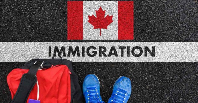 Canada hạn chế giờ làm thêm của sinh viên nước ngoài - Ảnh 1.