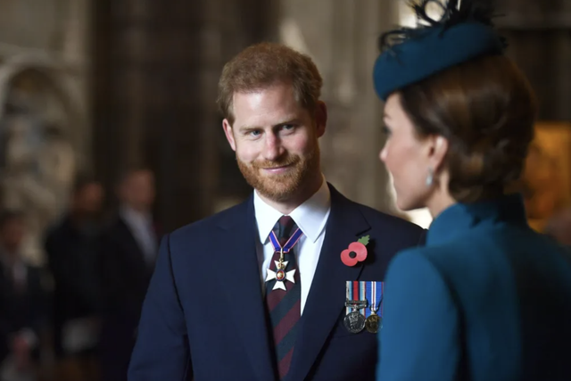 Vợ chồng Hoàng tử William sẽ không gặp mặt Hoàng tử Harry trong chuyến thăm tới - Ảnh 1.
