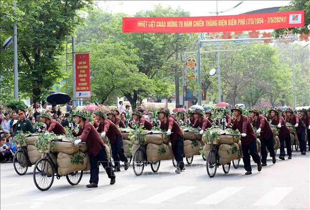 Sơ duyệt lễ kỷ niệm 70 năm chiến thắng Điện Biên Phủ - Ảnh 3.