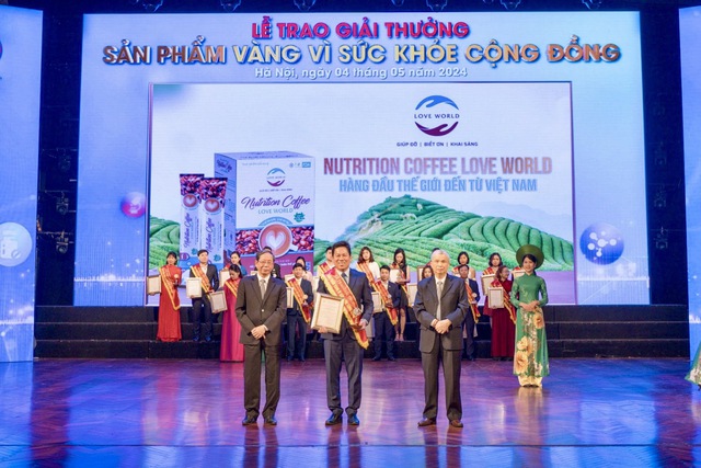 Nutrition Coffee Love World đón nhận “Huy chương vàng sức khỏe cộng đồng 2024” - Ảnh 1.