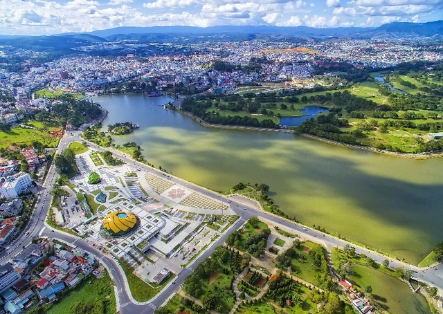 Lâm Đồng đặt mục tiêu trở thành thành phố trực thuộc Trung ương vào năm 2025 - Ảnh 1.