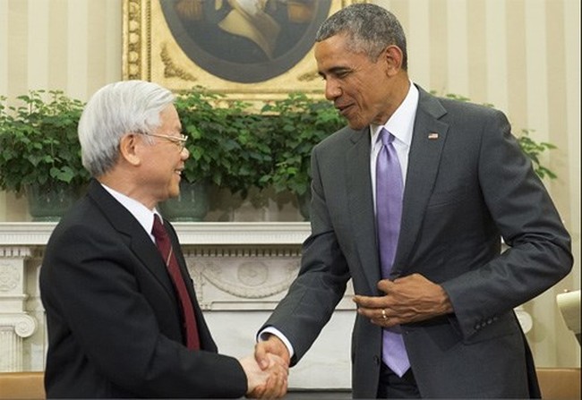 Party Chief Nguyen Phu Trong and US President Barack Obama