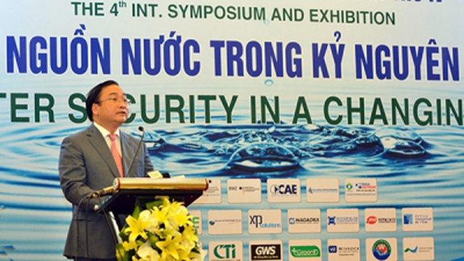Deputy PM Hoang Trung Hai speaking at the event. (Credit: VNA)