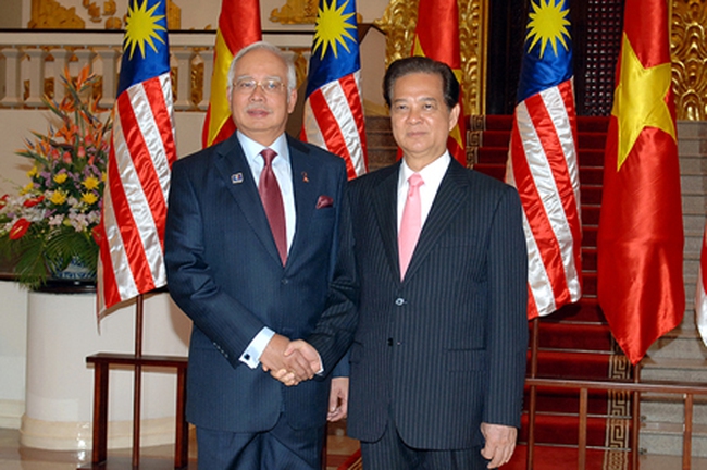Prime Minister Nguyen Tan Dung and Malaysian Prime Minister Najib Rajak (Photo: VGP)