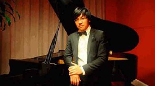 Luu Hong Quang took 2nd place at the 3rd Annual International Piano Competition