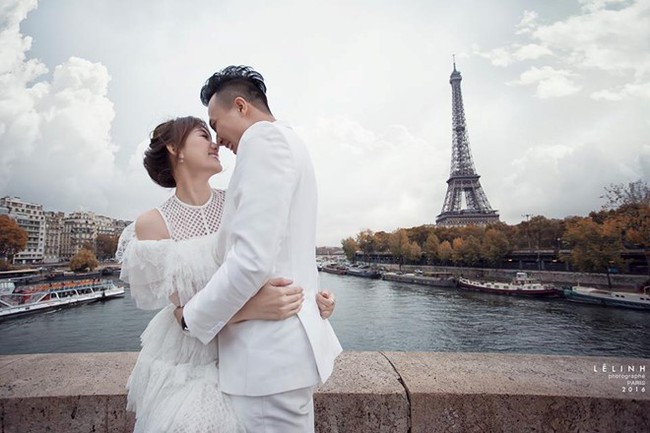 Trấn Thành và Hari Won ở Pháp: Hãy xem bộ ảnh đáng yêu của cặp đôi Trấn Thành và Hari Won khi đi du lịch đến Pháp. Với sức hút đầy cảm xúc và nụ cười rạng rở trên môi, bạn sẽ cảm thấy vô cùng thích thú và muốn xem hết bộ ảnh của họ.