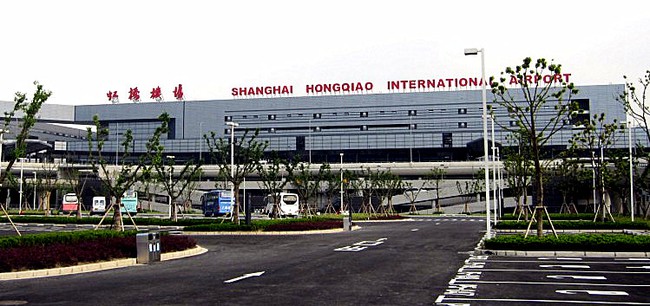 Trung Quốc: Nổ tại sân bay Thượng Hải | VTV.VN