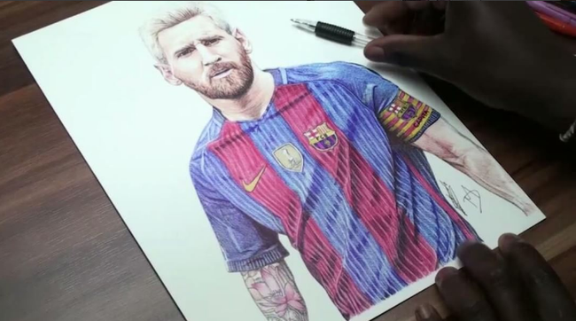 Nếu bạn là một fan hâm mộ của Lionel Messi, hãy lấy vài phút để chiêm ngưỡng bức ảnh vẽ về anh chàng này đầy sáng tạo. Tài năng vẽ tranh của tác giả đã thể hiện rõ ràng thông điệp: Sự nghiệp và danh tiếng của Messi vốn khó diễn tả nhưng qua các bức tranh, họ đã tạo ra một tác phẩm nghệ thuật đẹp mắt và cuốn hút không thể bỏ qua!