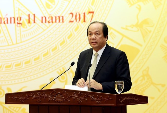 Chairman of the Office of the Government Mai Tien Dung speaks at the press conference on November 3 (Photo: VNA)