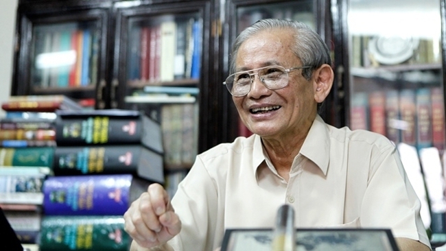 Historian Phan Huy Le