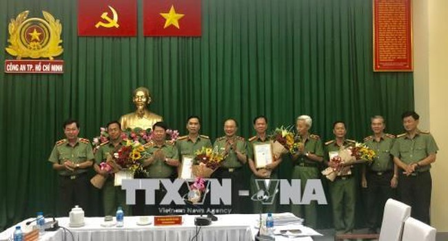 Ho Chi Minh City’s police units were applauded for their glorious achievements in fighting terrorism. (Photo: VNA)