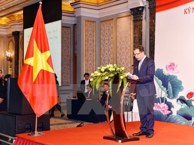 Vietnamese Ambassador to China Dang Minh Khoi speaks at the ceremony to mark the 68th anniversary of Vietnam-China diplomatic ties (Photo: VNA)