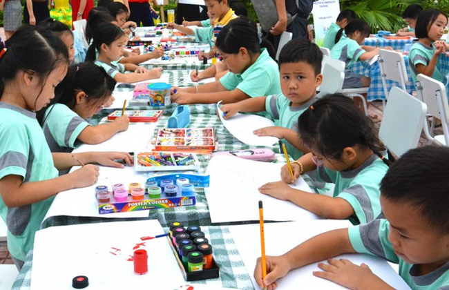 Young students in Hanoi participate the competition (Photo: Embassy of Denmark in Vietnam)
