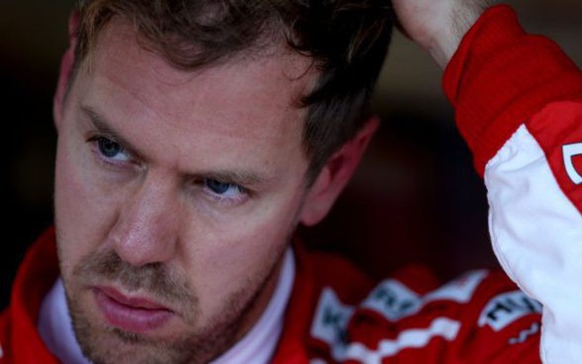 Sebastian Vettel - Sebastian Vettel là một trong những tay đua xe hơi thành công nhất trong lịch sử thể thao. Hãy chiêm ngưỡng những hình ảnh nổi bật của anh chàng này trên đường đua, bạn sẽ được thấy những chiến thắng đầy ấn tượng của anh ta và khả năng điều khiển chiếc xe của mình một cách tuyệt vời.