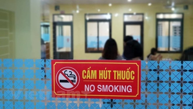 In 2013, Vietnam launched the National Strategy on Tobacco Control through 2020, which aims to reduce the smoking rate among youths and adolescents between 15-24 from 26% in 2011 to 18% in 2020. (Photo: Vietnam+)