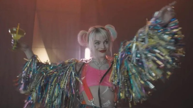 Harley Quinn: Nếu bạn muốn thấy sự táo bạo, dữ dội và quyến rũ, hãy xem những hình ảnh về Harley Quinn - một trong những nhân vật phụ nữ táo bạo nhất của DC Comics. Tận hưởng cảm giác chiến đấu và những màn giải cứu kịch tính của Harley Quinn.