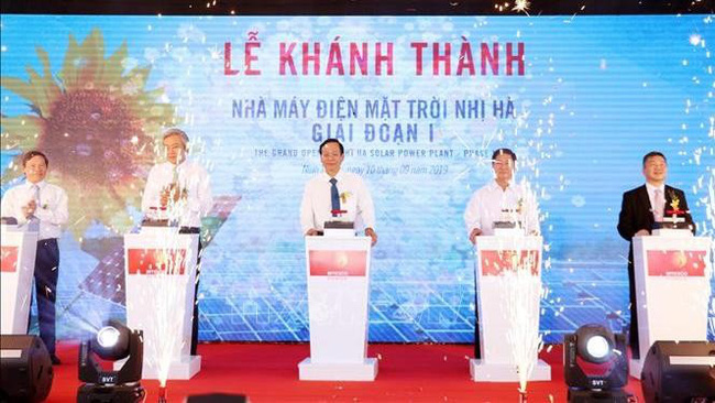 Delegates at the inauguration ceremony (Photo: VNA)