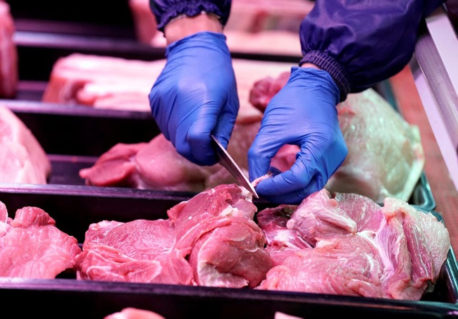 Vietnam is facing a 200,000 tonne shortage of pork in the coming months.