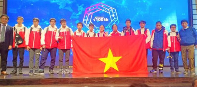 Vietnamese students enjoy big win at international math competition