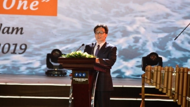 Deputy Prime Minister Vu Duc Dam at the event