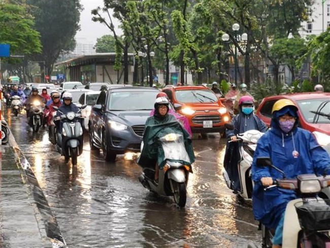 Heavy rainfall is expected to continue in the northern region and the central province of Thanh Hoa over the weekend, the National Hydro-Meteorological Forecast Centre has warned. (Photo: VNA)