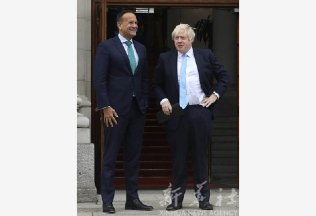 Irish Prime Minister Leo Varadkar (L) poses with Britain's Prime Minister Boris Johnson on the steps of the Government buildings in Dublin on September 9, 2019 prior to their meeting. (Photo: AFP via Xinhua)