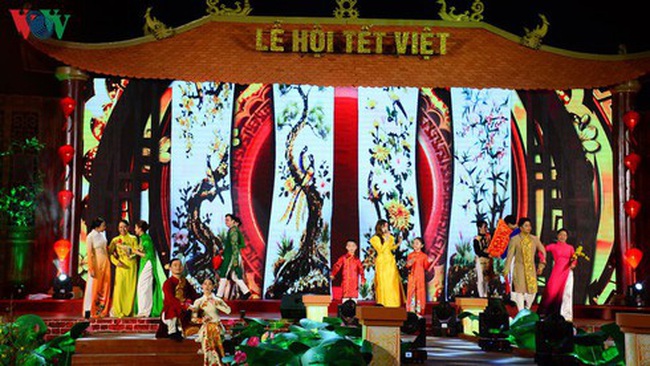 Vietnamese Tet Festival 2020 opens in Ho Chi Minh City | VTV