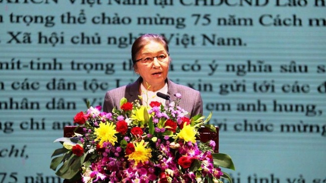 Chairwoman of the Lao National Assembly Pany Yathotou speaking at the event to mark Vietnam's National Day