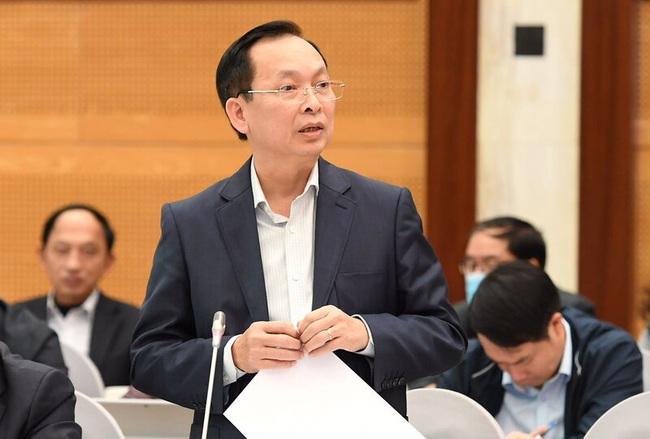 Vice Governor of the State Bank of Vietnam Dao Minh Tu at the press briefing. Photo: Nhat Bac.