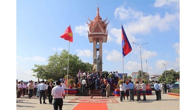 The Vietnam-Cambodia Friendship Monument in Kampong Cham province (Photo: NDO)