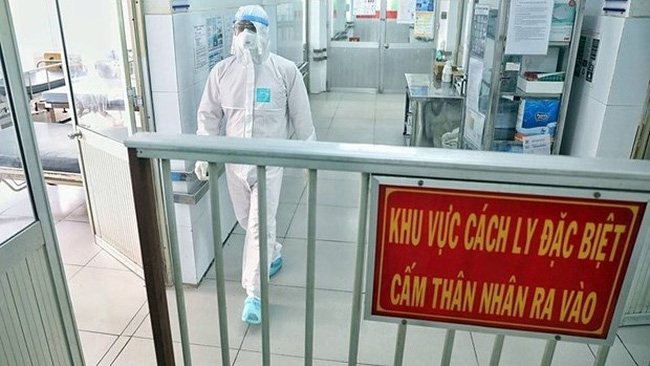 Vietnamese citizens are advised to avoid travelling to virus-affected regions except in necessary cases, and when they return home, they will face 14-day quarantine with no exception. (Photo: moh.gov.vn)