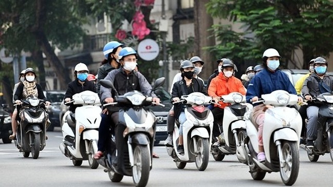 Prime Minister Nguyen Xuan Phuc has issued a notice calling for public order and traffic safety during the country’s upcoming holidays this month. (Photo: NDO/Duy Linh)